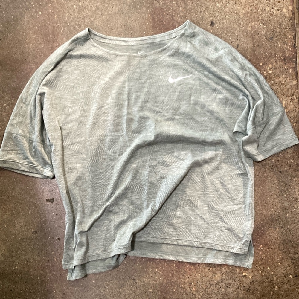Nike cropped T-Shirt